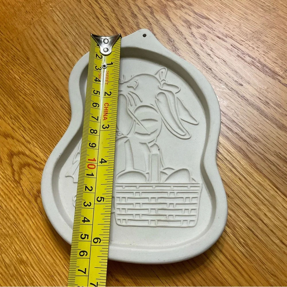 VTG Longaberger Pottery Cookie Mold Bundle of Two Easter bunnies .